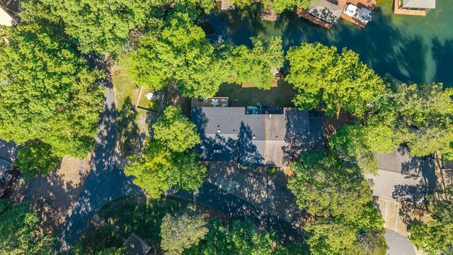 2 Lequita Place, Hot Springs Village, AR 71909