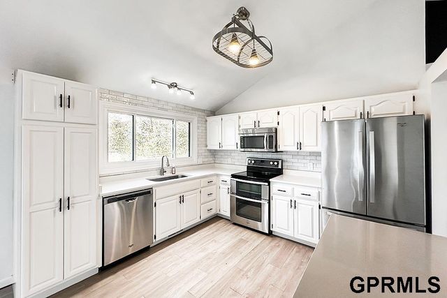 7914 S 151st Avenue, Omaha, NE 68138