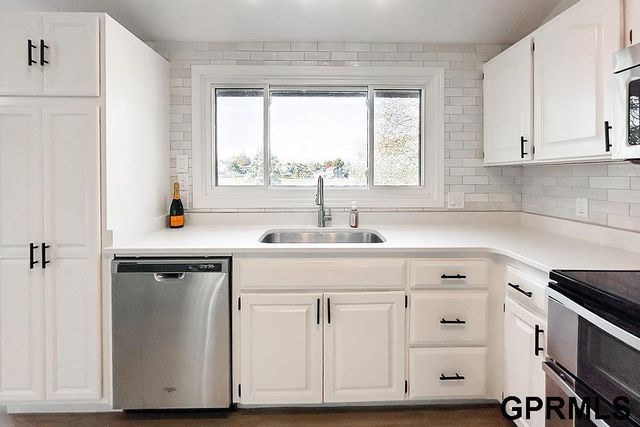 7914 S 151st Avenue, Omaha, NE 68138