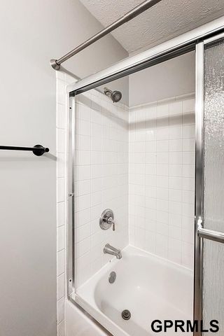 7914 S 151st Avenue, Omaha, NE 68138