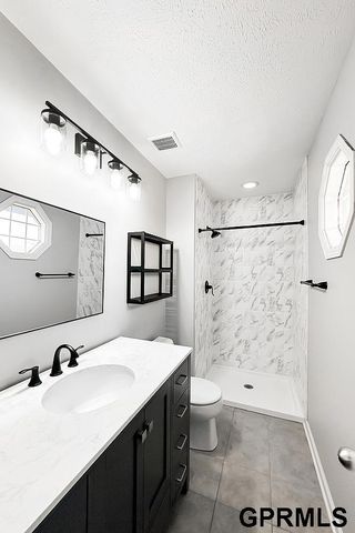 7914 S 151st Avenue, Omaha, NE 68138