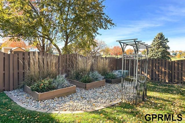 7914 S 151st Avenue, Omaha, NE 68138