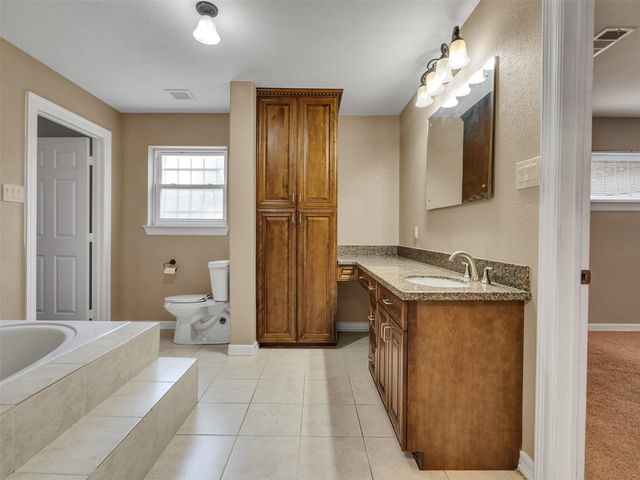 8639 Hinman Street, Houston, TX 77061