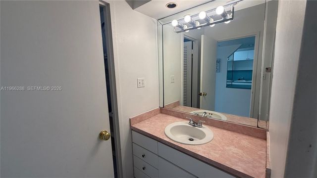 100 Lincoln Rd 1118, Miami Beach, FL 33139