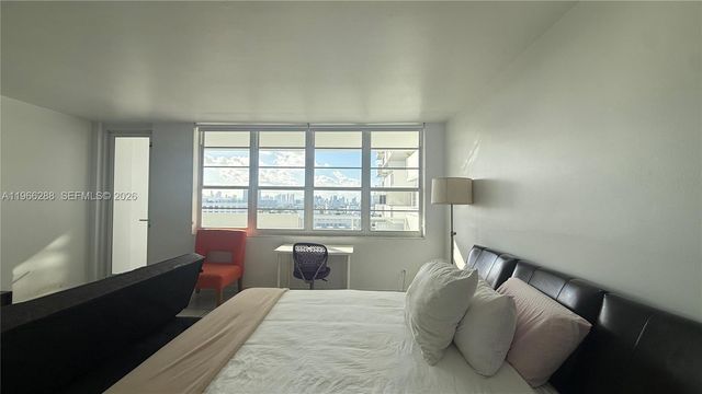 100 Lincoln Rd 1118, Miami Beach, FL 33139