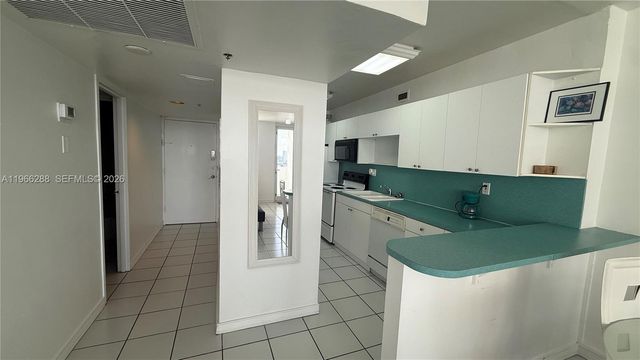 100 Lincoln Rd 1118, Miami Beach, FL 33139