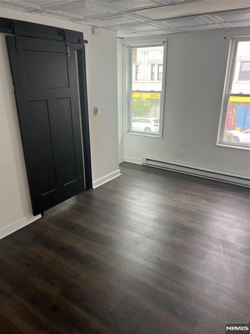 599 Bloomfield Avenue 1, Bloomfield, NJ 07003