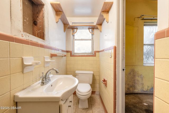 2030 Magnolia Avenue, South Daytona, FL 32119