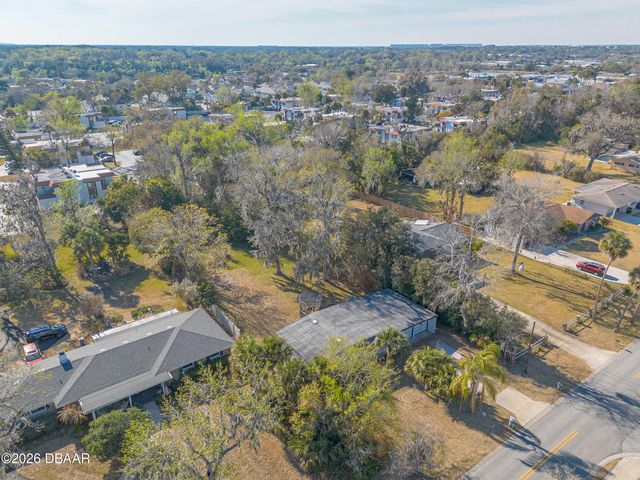 2030 Magnolia Avenue, South Daytona, FL 32119