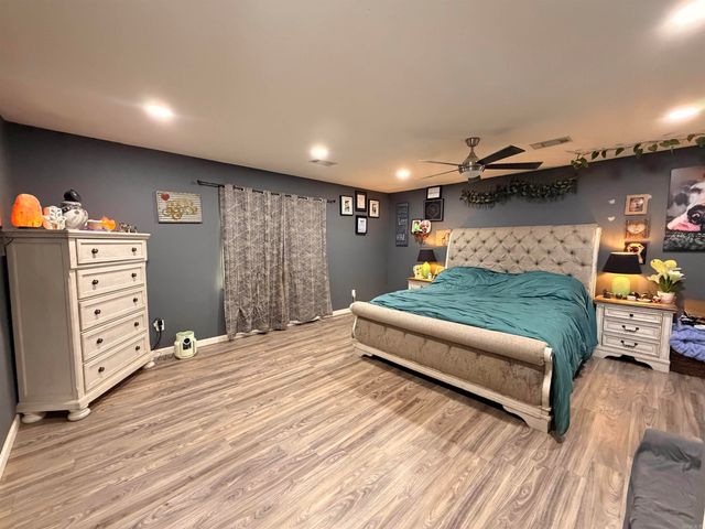 7707 Samples Road, Benton, AR 72019