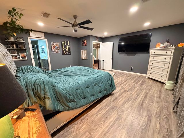 7707 Samples Road, Benton, AR 72019