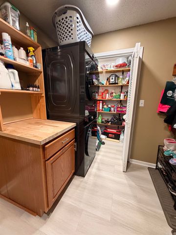 7707 Samples Road, Benton, AR 72019