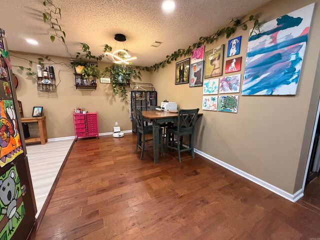 7707 Samples Road, Benton, AR 72019