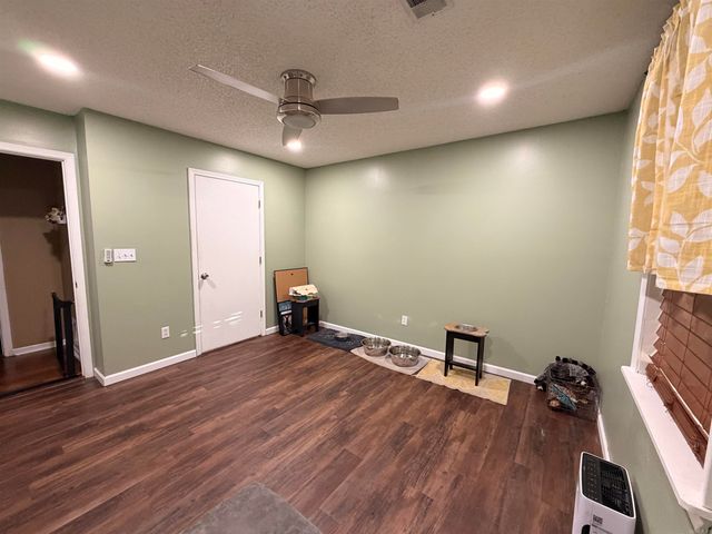 7707 Samples Road, Benton, AR 72019