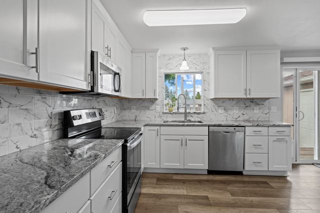 13525 E 6th Ave, Spokane Valley, WA 99216