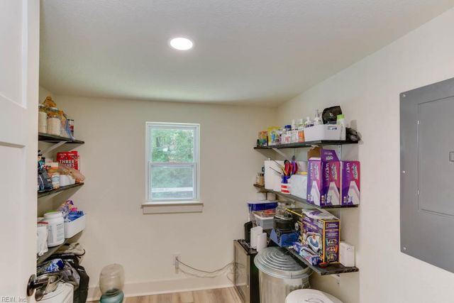 2736 Reads RD, Virginia Beach, VA 23457
