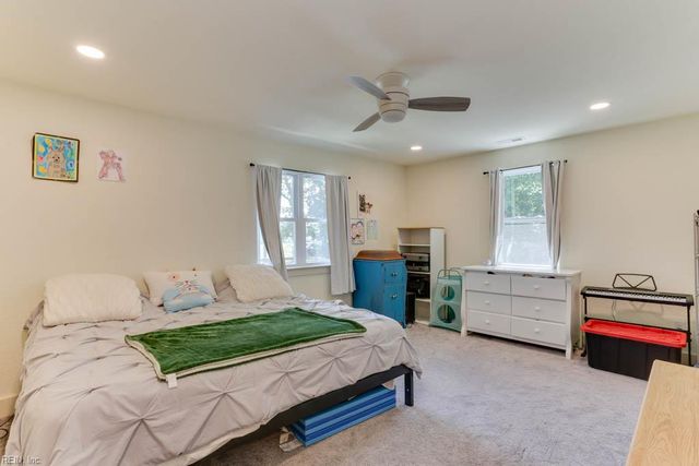 2736 Reads RD, Virginia Beach, VA 23457