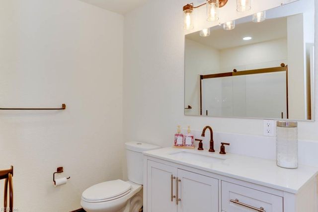 2736 Reads RD, Virginia Beach, VA 23457