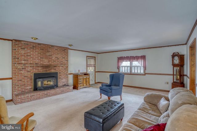 3384 PEARSONS CORNER RD, Dover, DE 19904