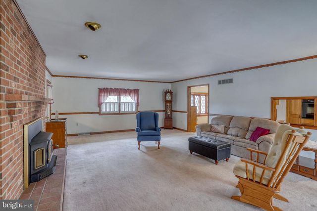 3384 PEARSONS CORNER RD, Dover, DE 19904