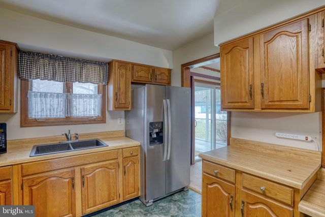 3384 PEARSONS CORNER RD, Dover, DE 19904