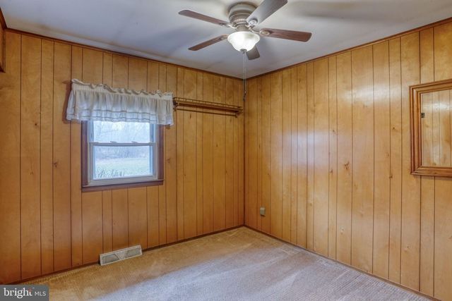 3384 PEARSONS CORNER RD, Dover, DE 19904