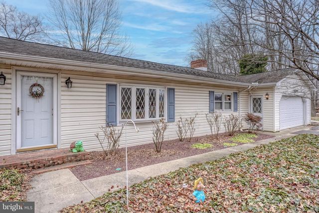 3384 PEARSONS CORNER RD, Dover, DE 19904