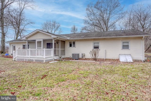 3384 PEARSONS CORNER RD, Dover, DE 19904