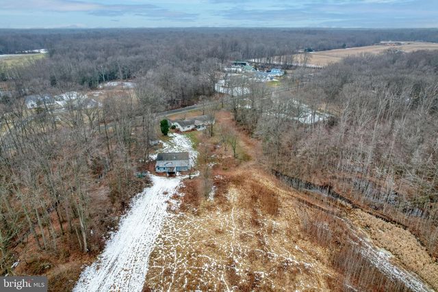 3384 PEARSONS CORNER RD, Dover, DE 19904