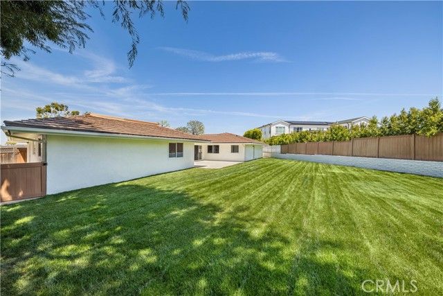 807 Aldebaran Circle, Newport Beach, CA 92660