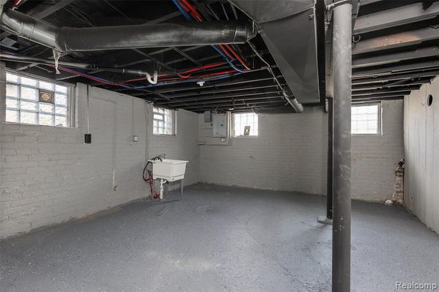 3217 Elmhurst Street, Detroit, MI 48206