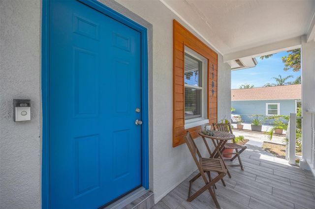 1109 E NEW ORLEANS AVENUE, Tampa, FL 33603