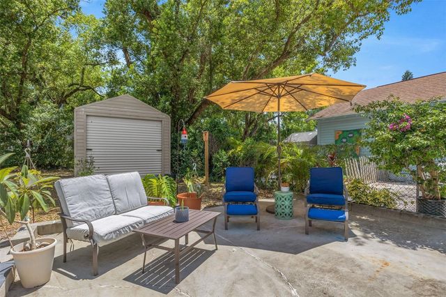1109 E NEW ORLEANS AVENUE, Tampa, FL 33603