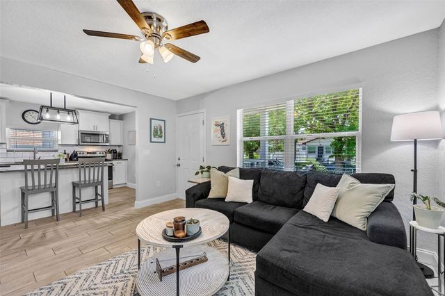1109 E NEW ORLEANS AVENUE, Tampa, FL 33603