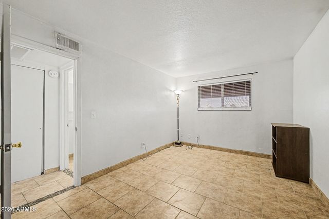 18202 N CAVE CREEK Road NW 224, Phoenix, AZ 85032