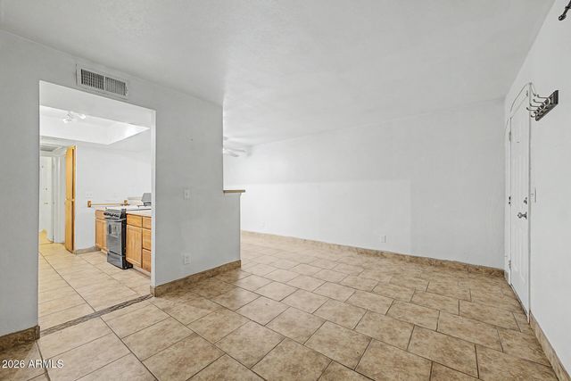 18202 N CAVE CREEK Road NW 224, Phoenix, AZ 85032