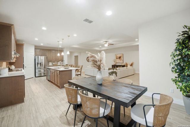 12822 Thornbrooke, San Antonio, TX 78253