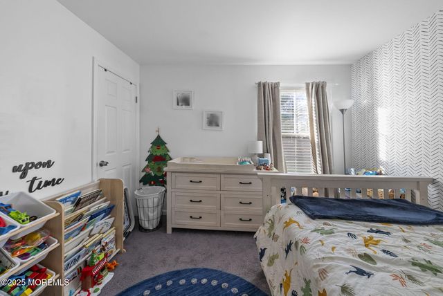 7 Basset Court, Tinton Falls, NJ 07753