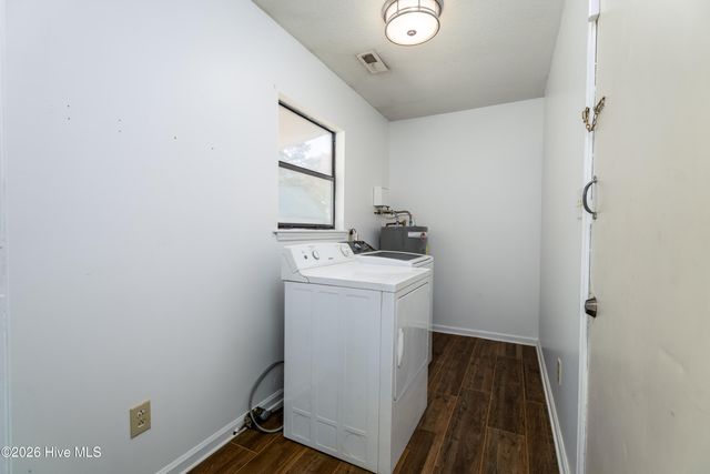 1212 Wolf Swamp Road, Jacksonville, NC 28546