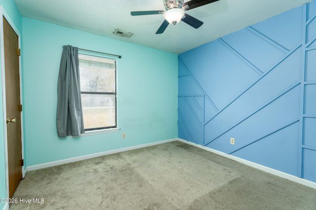 1212 Wolf Swamp Road, Jacksonville, NC 28546