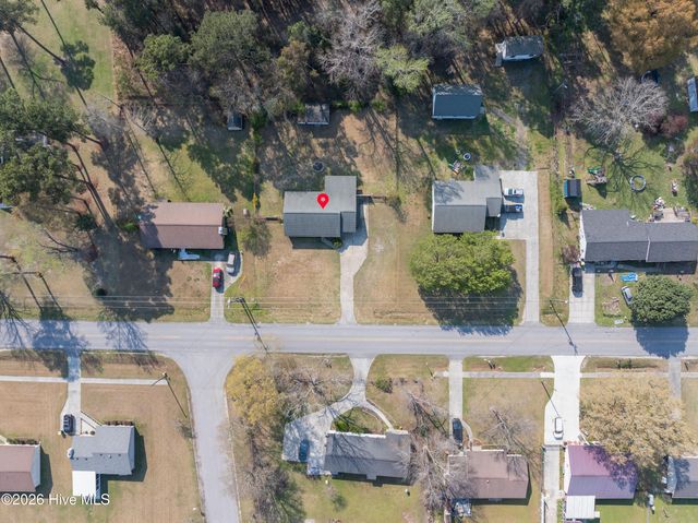 1212 Wolf Swamp Road, Jacksonville, NC 28546