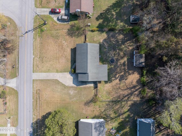 1212 Wolf Swamp Road, Jacksonville, NC 28546