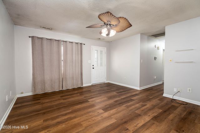 1212 Wolf Swamp Road, Jacksonville, NC 28546