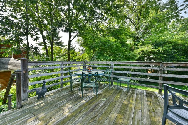 308 38th Road, Douglaston, NY 11363