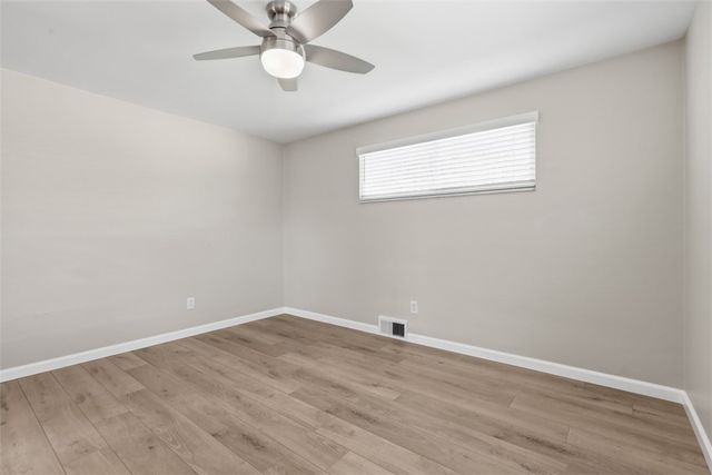 5229 Meadowcrest Rd, Baldwin Boro, PA 15236