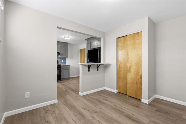 5229 Meadowcrest Rd, Baldwin Boro, PA 15236