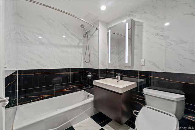 97-45 63RD Drive 5C, Rego Park, NY 11374