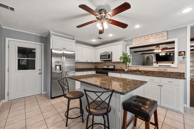 3300 Purdue Drive, Corsicana, TX 75110