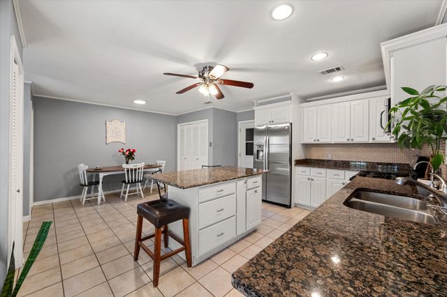 3300 Purdue Drive, Corsicana, TX 75110