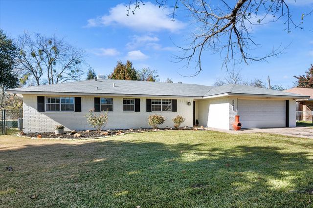 3300 Purdue Drive, Corsicana, TX 75110